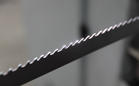 武威双金属带锯条产生切削噪音的原因具体有哪些？
